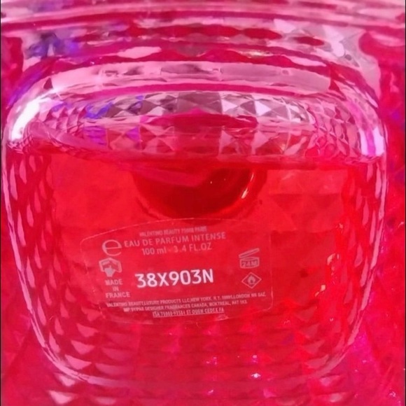 Valentino Donna Born In Roma - Picture 2 of 6